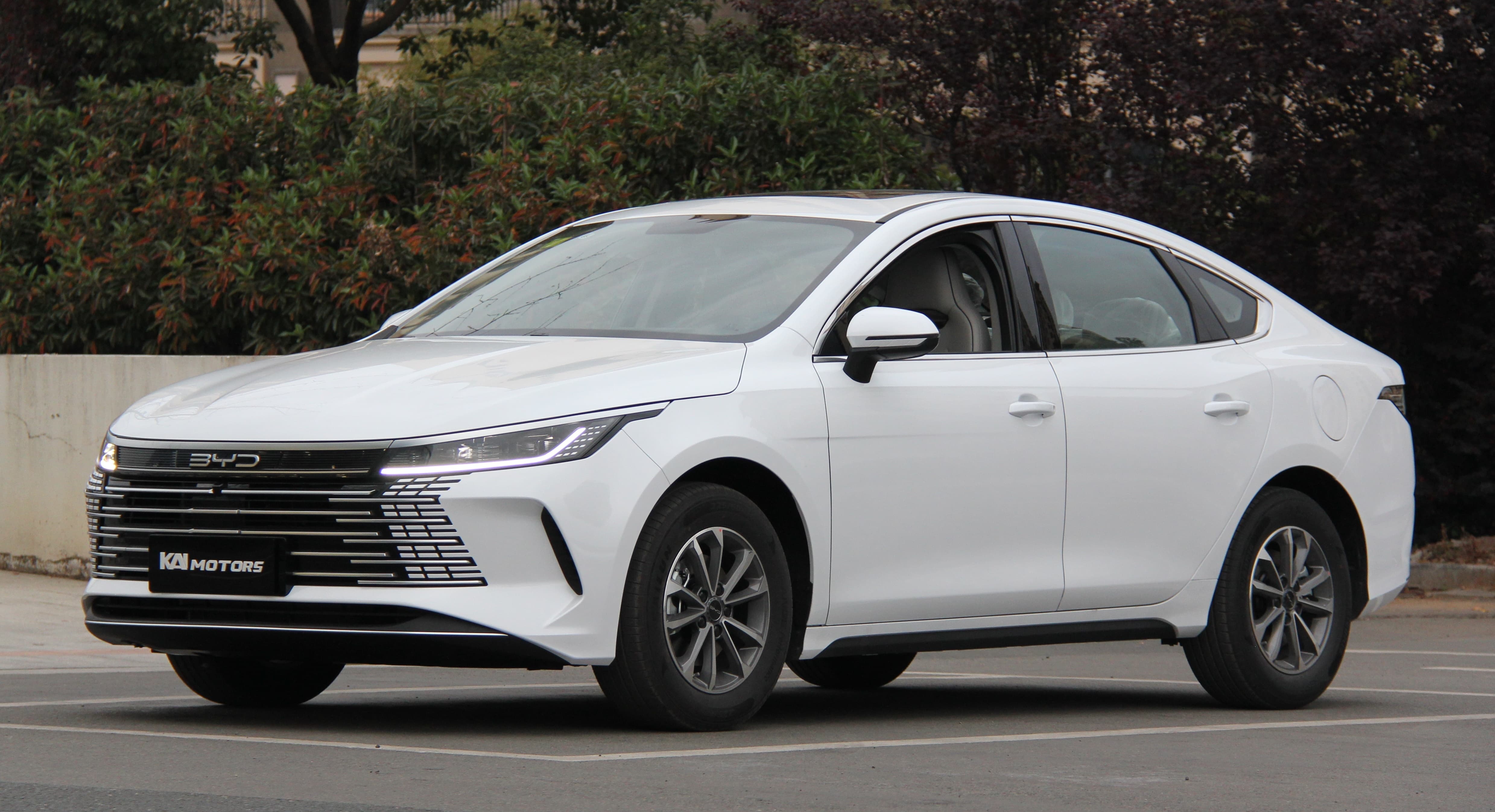 比亚迪 驱逐舰05